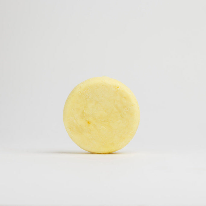 Xampu Alecrim vegano com ativos naturais para força e vitalidade dos fios