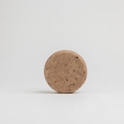 "Xampu Lavanda com ativos naturais para fios saudáveis e brilhantes